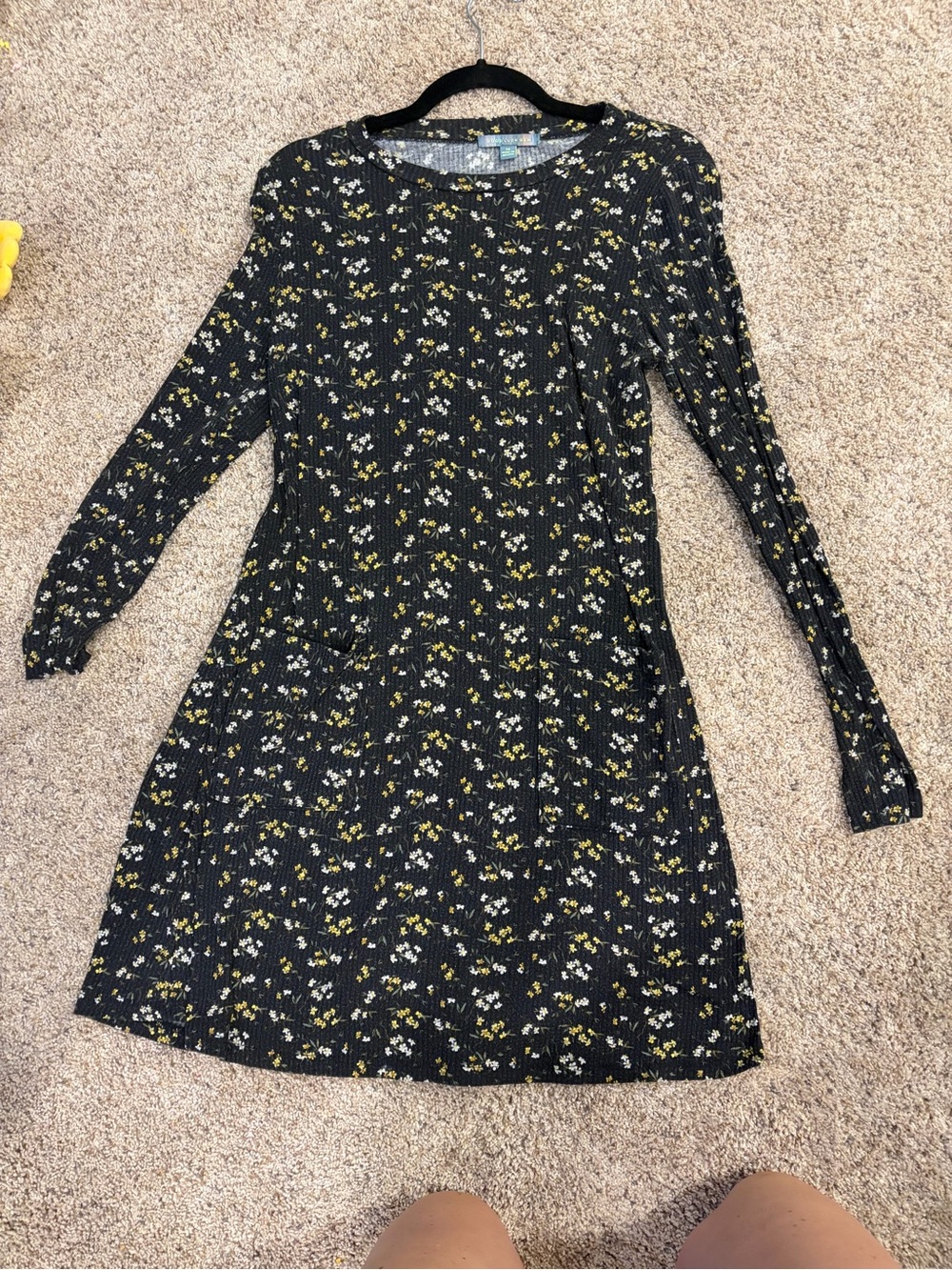 Good Luck Gem Black Long Sleeve Floral Knit Dress
